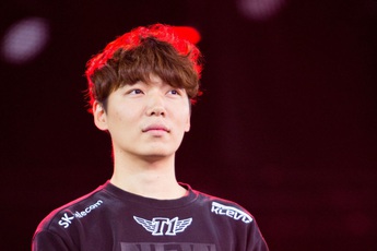 Cựu sao SKT T1 - Soái Ca MaRin dính chấn thương cổ tay trước thềm LCK Mùa Hè vì nguyên nhân không thể tin được