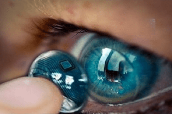 Samsung đang sản xuất kính áp tròng chơi game, điều khiển nhân vật chỉ bằng... liếc mắt