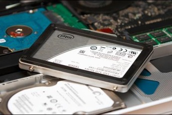 Có phải cài game vào ổ cứng SSD sẽ làm hỏng ổ nhanh hơn?