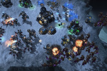 Vì sao ròng rã 7 năm trời, cuối cùng StarCraft 2 lại chịu cho chơi miễn phí?