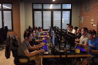 Cyber game đầu tiên tại Hà Nội nâng cấp Coffee Lake: Chơi PUBG mượt trên 100 FPS, quá đã!