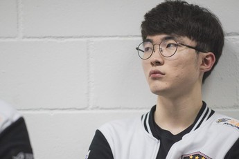 LMHT: Fan hâm mộ Hàn Quốc nói gì sau thảm bại của Siêu Sao LCK trước đội tuyển Trung Quốc