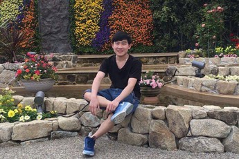 Crossfire Legends League – Xạ thủ thích bắn M4A1 gỗ vì không có “súng” nào vừa tay hơn