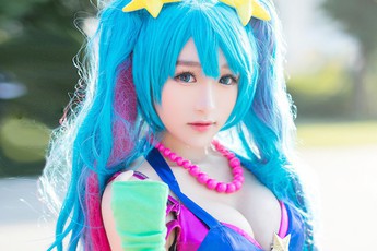 Ngất ngây với cosplay Sona Giả Lập cực gợi cảm trong Liên Minh Huyền Thoại