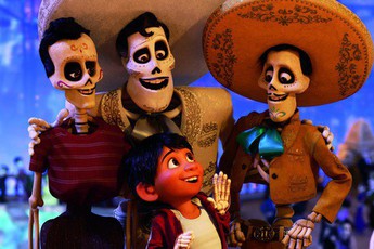 "Coco" lập cú hat-trick với doanh thu 300 triệu USD toàn cầu
