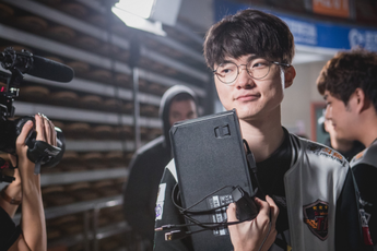 Đại kình địch của SKT T1 phát biểu trước trận Bán Kết: Gánh team là bình thường bởi vì cậu ấy là Faker