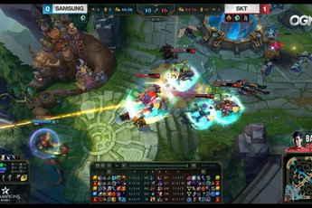 Cuộc hội thoại khó đỡ của cả team SKT T1 khi quyết định lao như thiêu thân vào Bệ Đá Cổ, kiếm mạng 1000 tặng Bang