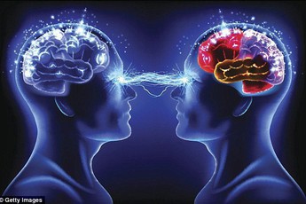 Kết nối não người giúp chia sẻ suy nghĩ? Không còn viễn tưởng, đây là công nghệ có thật rồi