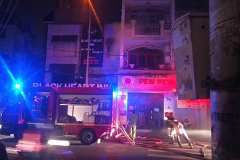 Hú hồn, quán bánh mỳ của Pewpew suýt nữa thì gặp hỏa hoạn giữa đêm