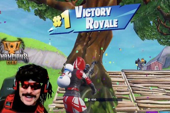 Không cần tập luyện Fortnite nhiều, Dr Disrespect chơi for fun vẫn thể hiện kỹ năng kinh khủng với pha xử lý không thể tin được