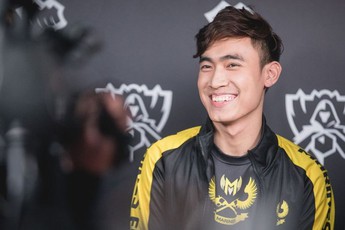 Vừa đến Bắc Mỹ, Levi tìm được ngay thanh niên gốc Việt học lớp 12 leo rank cùng, đánh xếp hạng không ngán đối thủ nào