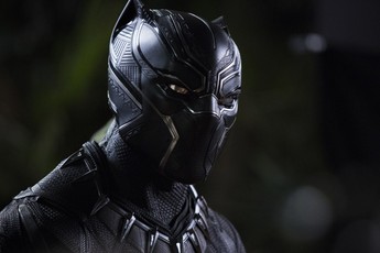 Chưa ra rạp, Black Panther đã gây ra tranh cãi giữa các trang đánh giá phim