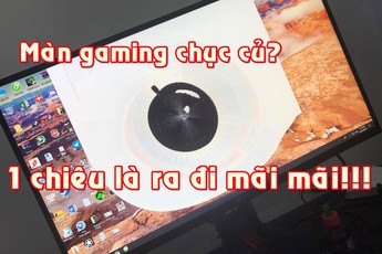 Đắng lòng anh chàng mua màn hình chiến game hơn chục triệu chưa được bao lâu đã bị con trai thẳng tay chọc thủng