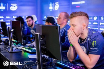 DOTA 2 ESL One Birmingham ngày thứ nhất: Những cú sốc đầu tiên