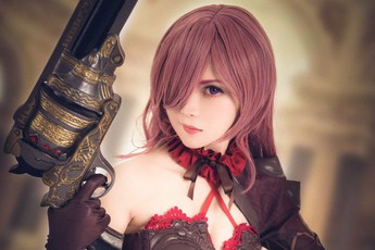 Cosplay "Cô Bé Lọ Lem" cực xinh đẹp trong SINoALICE