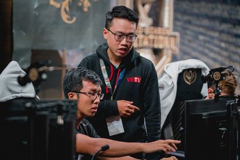 BLV Hoàng Luân - người phiên dịch cho đội tuyển LMHT VN bất ngờ lên tiếng vì hành động chửi thề của Warzone tại MSI 2018