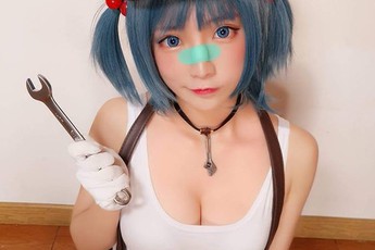 Trap everywhere! Chọc mù mắt tôi đi