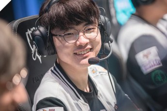 LMHT: Sau bao năm tháng, Faker bất ngờ trở lại Top 1 Thách Đấu rank Hàn, thắp lại hy vọng cho SKT T1?