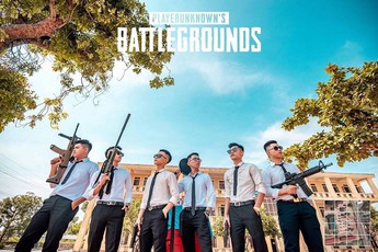 Phát sốt với bộ ảnh kỷ yếu cực ngầu theo style PUBG của học sinh Hà Tĩnh