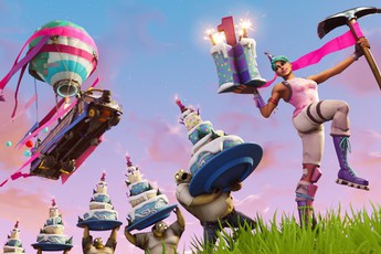 Fortnite tổ chức sinh nhật hoành tráng, tặng ngập trời quà cho game thủ