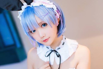 Cosplay Rem cực dễ thương khiến fan Anime không khỏi tan chảy