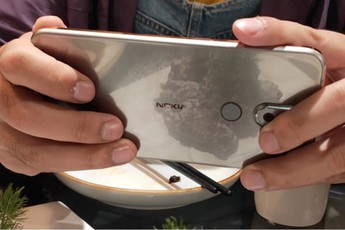 Nokia 7.1 (Plus) lộ ảnh thực tế, camera kép phía sau, màn hình tai thỏ