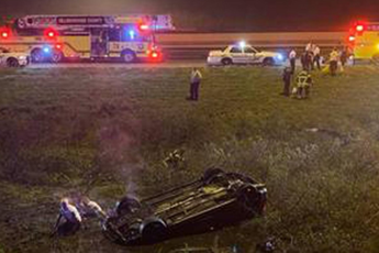 Cô gái phi xe xuống mương thoát chết nhờ Apple Watch và iPhone xịn chống nước