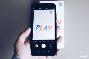 Trên tay Xiaomi Mi Play giá 4 triệu: Màn hình giọt nước, chip Helio P35, tặng kèm SIM data nhưng không dùng được ở VN