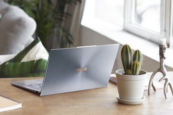 Asus giới thiệu chiếc laptop 'siêu mỏng cánh' ZenBook S13 UX392 tại Việt Nam
