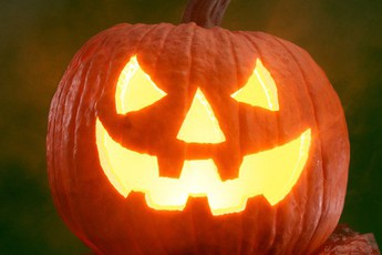 Khám phá lễ hội Halloween của từng nước trên thế giới: Việt Nam có ngày lễ ma quỷ không?