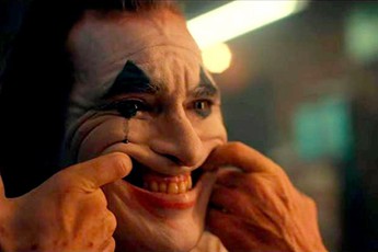 Joker 2019: Đây liệu có phải là Joker vĩ đại nhất mọi thời đại hay niềm tin vào lý tưởng Joker, Chí Phèo phiên bản siêu anh hùng? Phim bị cắt bao lâu?