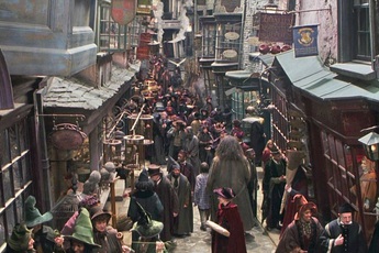 Harry Potter: Hộp Ăn vặt Giả bệnh và 10 thứ tuyệt vời nhất bạn nên mua tại Hẻm Xéo