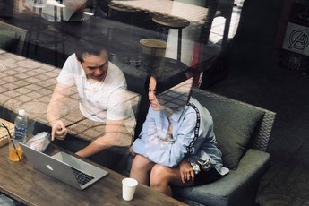 Vì sao có một số người ngủ rất ít nhưng nhìn họ lúc nào cũng tràn đầy sức sống?
