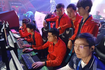 DOTA 2: Bó tay với cách tổ chức của chủ nhà Philippines, trận đấu liên tục dừng vì lý do 'củ chuối'