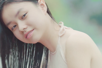 Phim "Vợ Ba" bị dừng chiếu trên toàn quốc sau ồn ào để một bé gái 13 tuổi đóng cảnh nóng