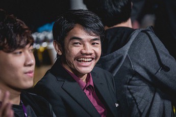 LMHT: HLV Tinikun chia sẻ rằng Levi đã có người yêu, vấn đề của Dashing Buffalo ở việc thiếu tự tin