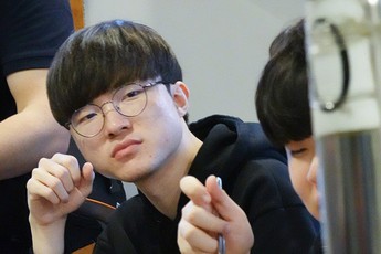 Không phải Phở, đây mới là món mà Faker và đồng đội SKT "đánh chén" ngay khi vừa tới Hà Nội