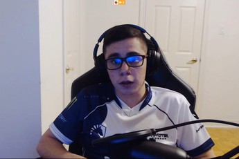 LMHT: Hot streamer TF Blade bị chửi là "hèn hạ" vì ngăn cản team đối phương thực hiện remake