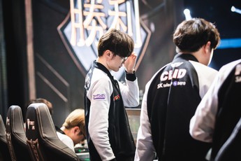 LMHT: SKT T1 bất ngờ 'ngã ngựa', chính thức bị ngắt mạch bất bại bởi Hanwha Life Esports