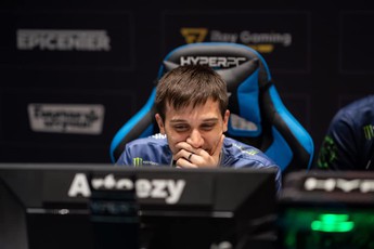 DOTA 2: Trầm trồ với pha "1 cân 5" không tưởng của siêu sao Arteezy, tắt bật Armlet như hack