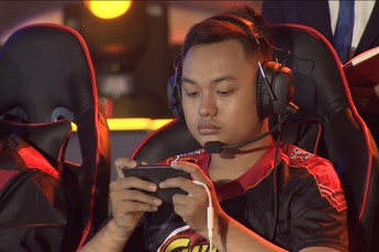 Liên Quân Mobile: Thế hệ vô địch quốc gia 2017 "thất nghiệp" hết, cộng đồng ai cũng xót