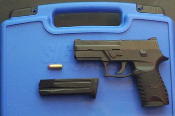 Không kiểm soát được nội dung, Facebook để người dùng bán súng trên nền tảng của mình