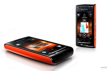 Đánh giá Sony Ericsson W8: Bình mới, rượu cũ