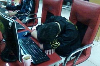 Đánh mất gì khi chơi game quá độ?