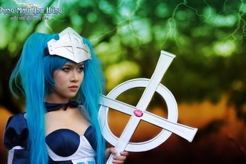 Miss game Việt Nam cosplay đón Giáng sinh