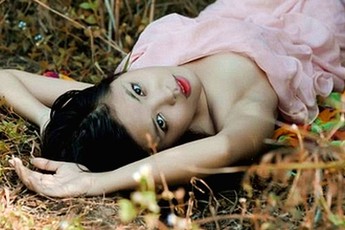 Bộ ảnh đầu tiên của mỹ nhân game Việt sau Tết