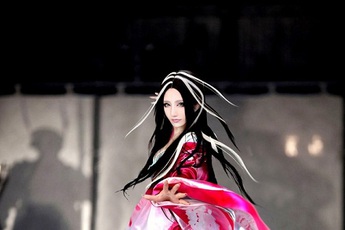 Bộ ảnh cosplay Họa Bì hết sức nghệ thuật