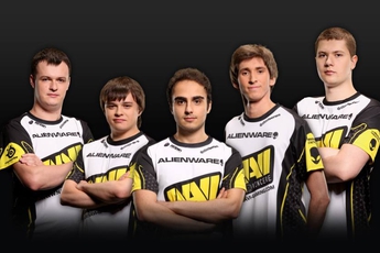 Tức giận vì thua trận, game thủ sỉ nhục đồng đội là "thằng ngu"