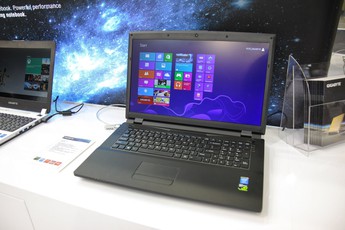 Gigabyte tung ra laptop chơi game P27K