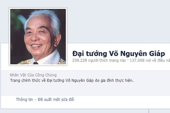 Những bức ảnh quý giá trên facebook chính thức về Đại tướng